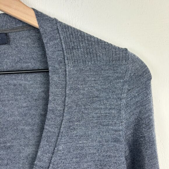 Banana Republic Cardigan Womens XS Gray Beaded 100% Extra Fine Merino Wool - Picture 4 of 10